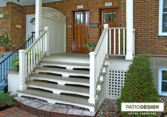 Balconies and entries by Patio Design inc.