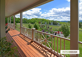 Patio en bois par Patio Design inc.