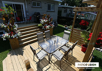 Patio en bois par Patio Design inc.