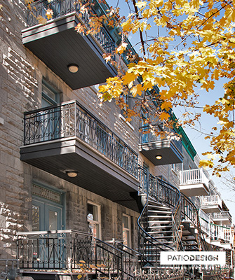 Patio sur deux étages par Patio Design inc.