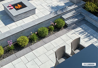 Pavé Permacon Dalles Melville 60, Dalles Cassara et Muret Melville Tandem par Patio Design inc.